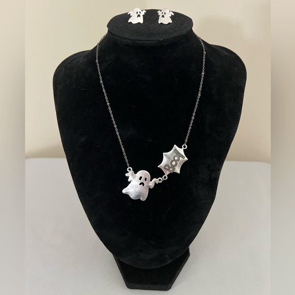 NEW Halloween Ghost Necklace & Earring Set - Picture 1 of 3
